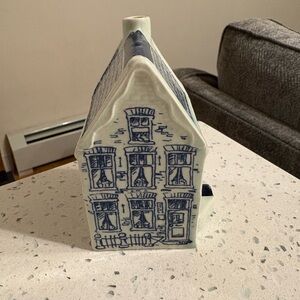 Delft Charming Blue and White Ceramic House Ashtray